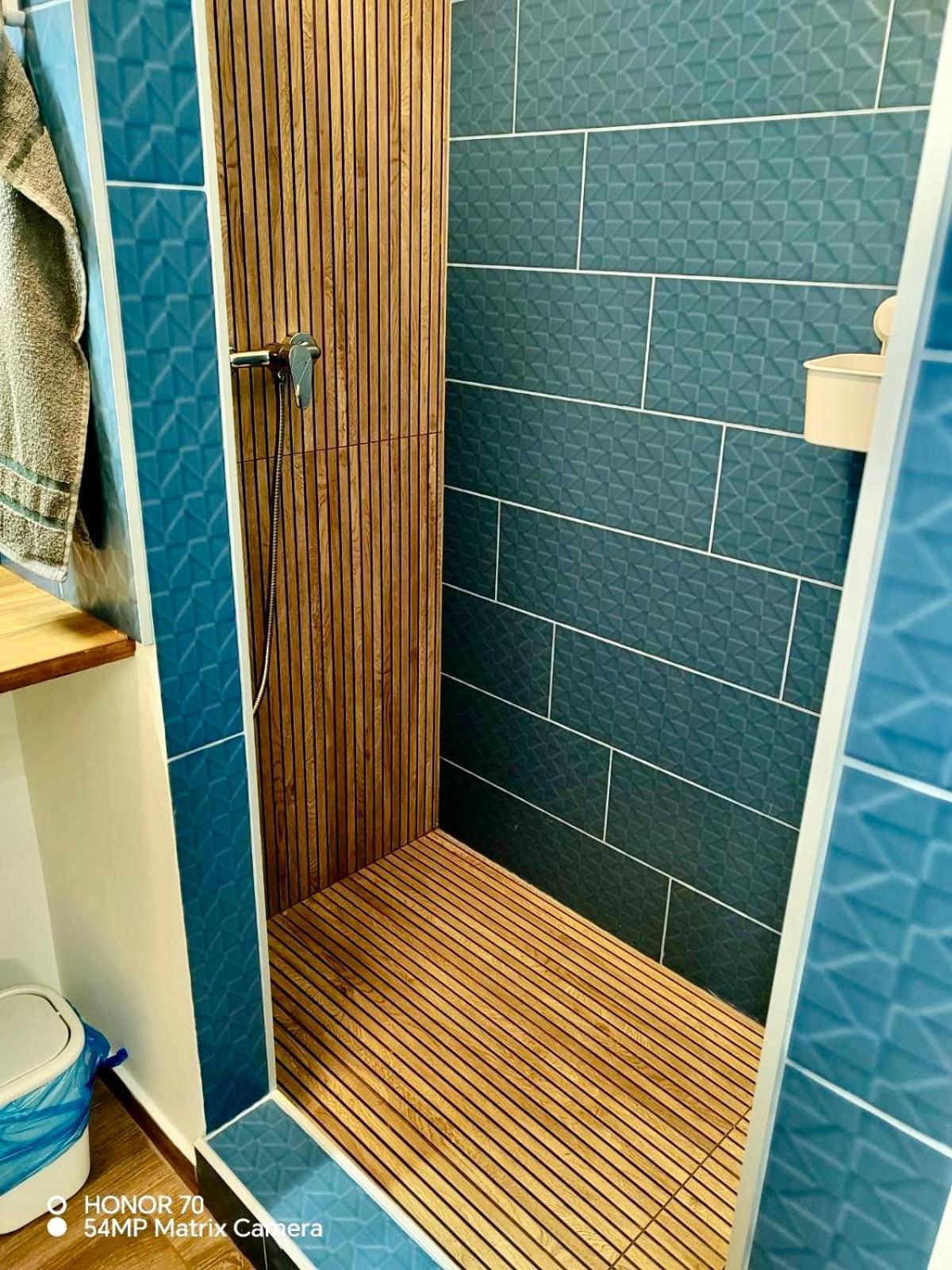 2 Rooms Retro Guesthouse In A Silent Garden Вечеш Екстериор снимка